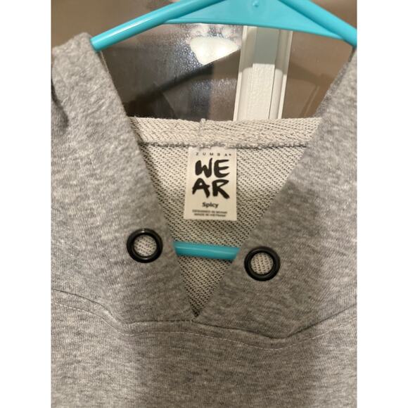 Zumba Wear Colorblock Hooded Pullover Jacket – Women’s Size S grey pink red - Picture 4 of 7